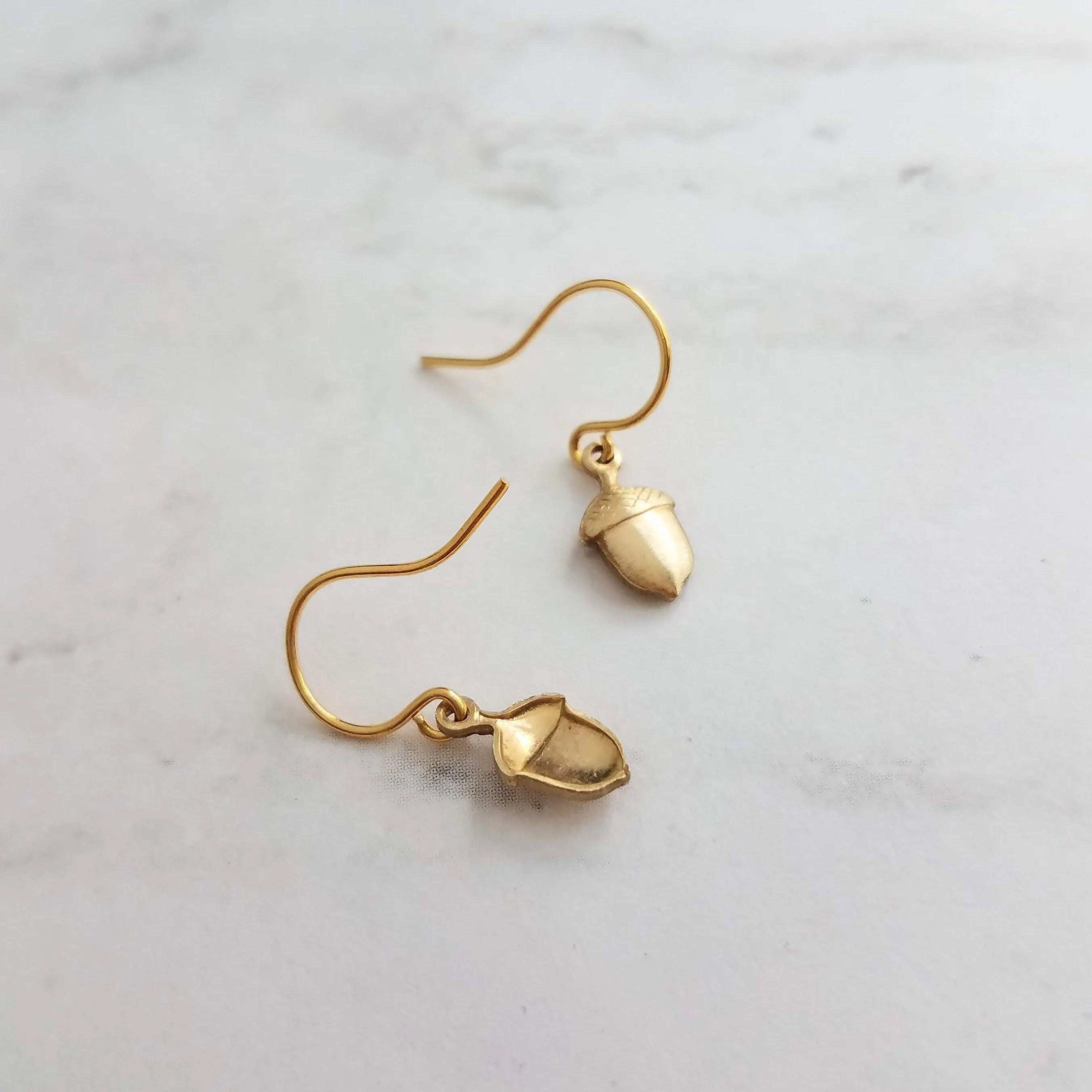 Small Acorn Earrings, gold acorn earring, small gold acorn earring, little gold acorn earring, tiny acorn earring, acorn dangle, simple gold