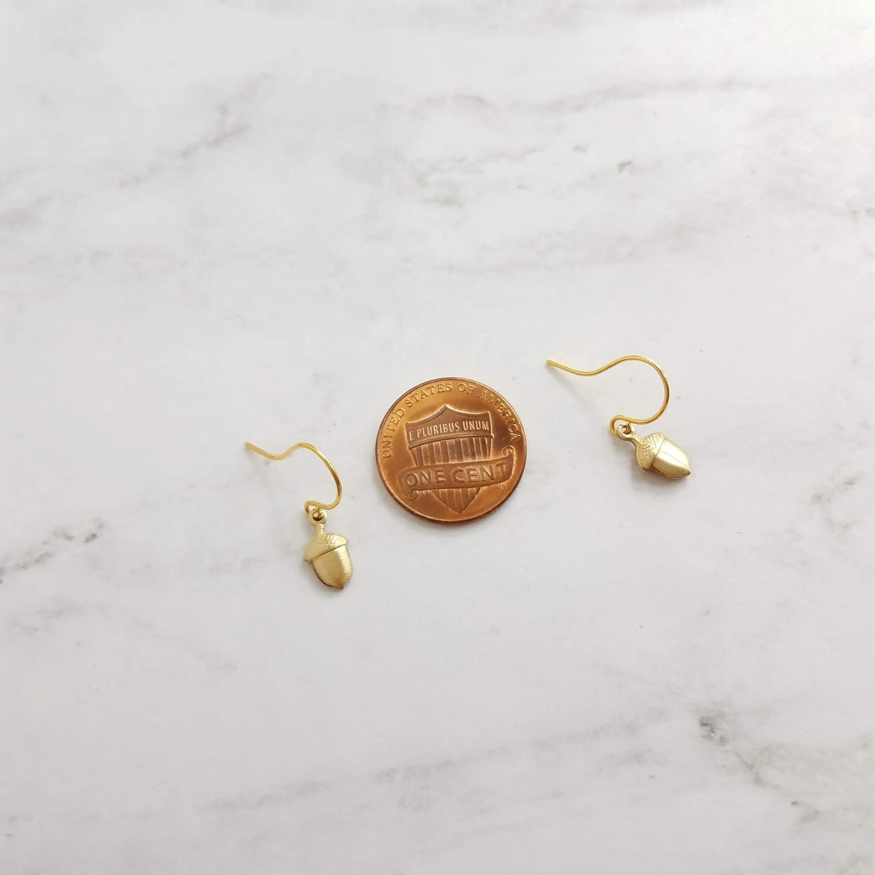 Small Acorn Earrings, gold acorn earring, small gold acorn earring, little gold acorn earring, tiny acorn earring, acorn dangle, simple gold