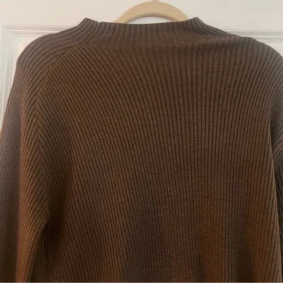 Song of Style Brown Ribbed Sweater nwot size xs
