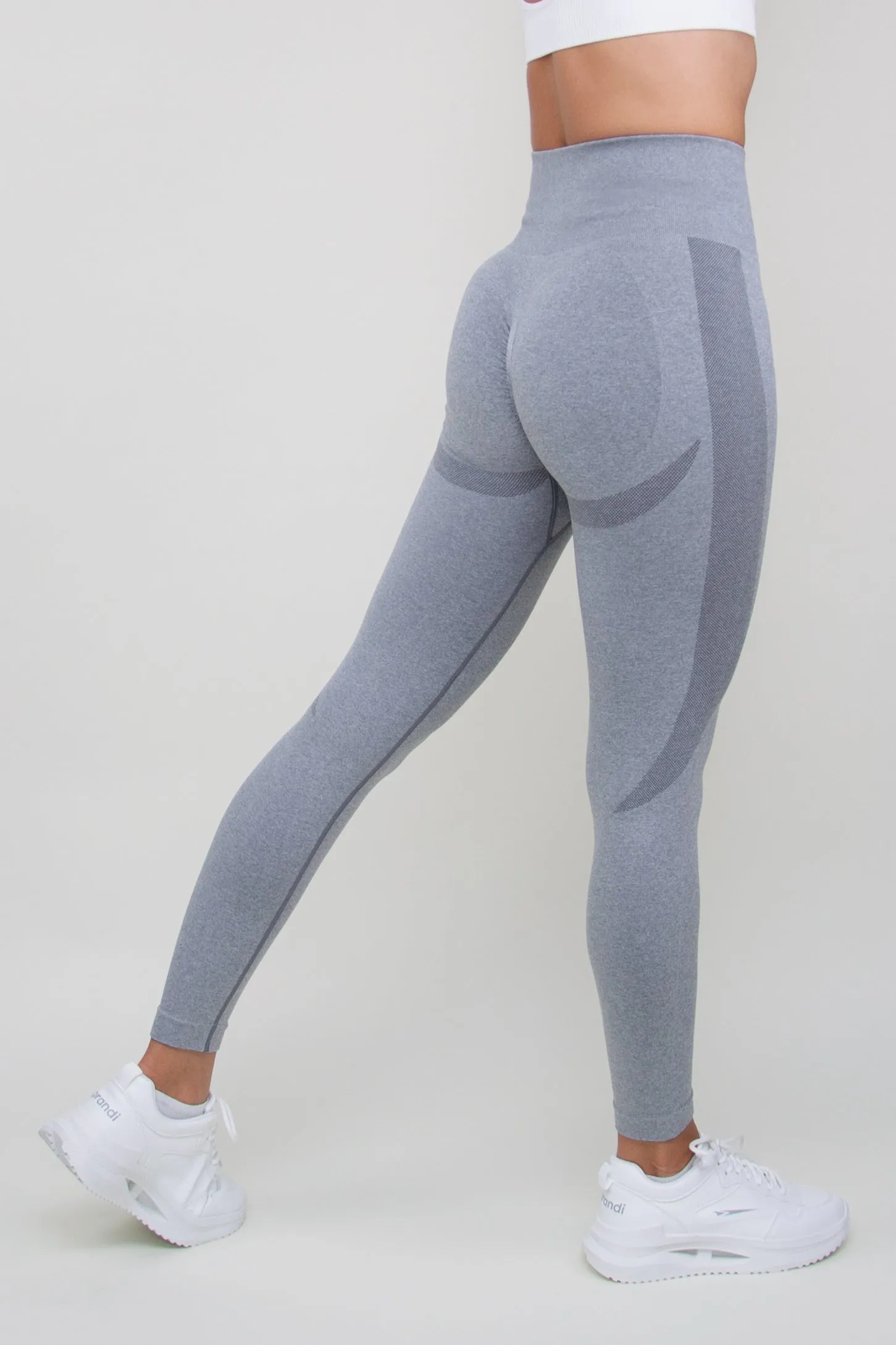 Tamprės "Light Grey Simple Booty"