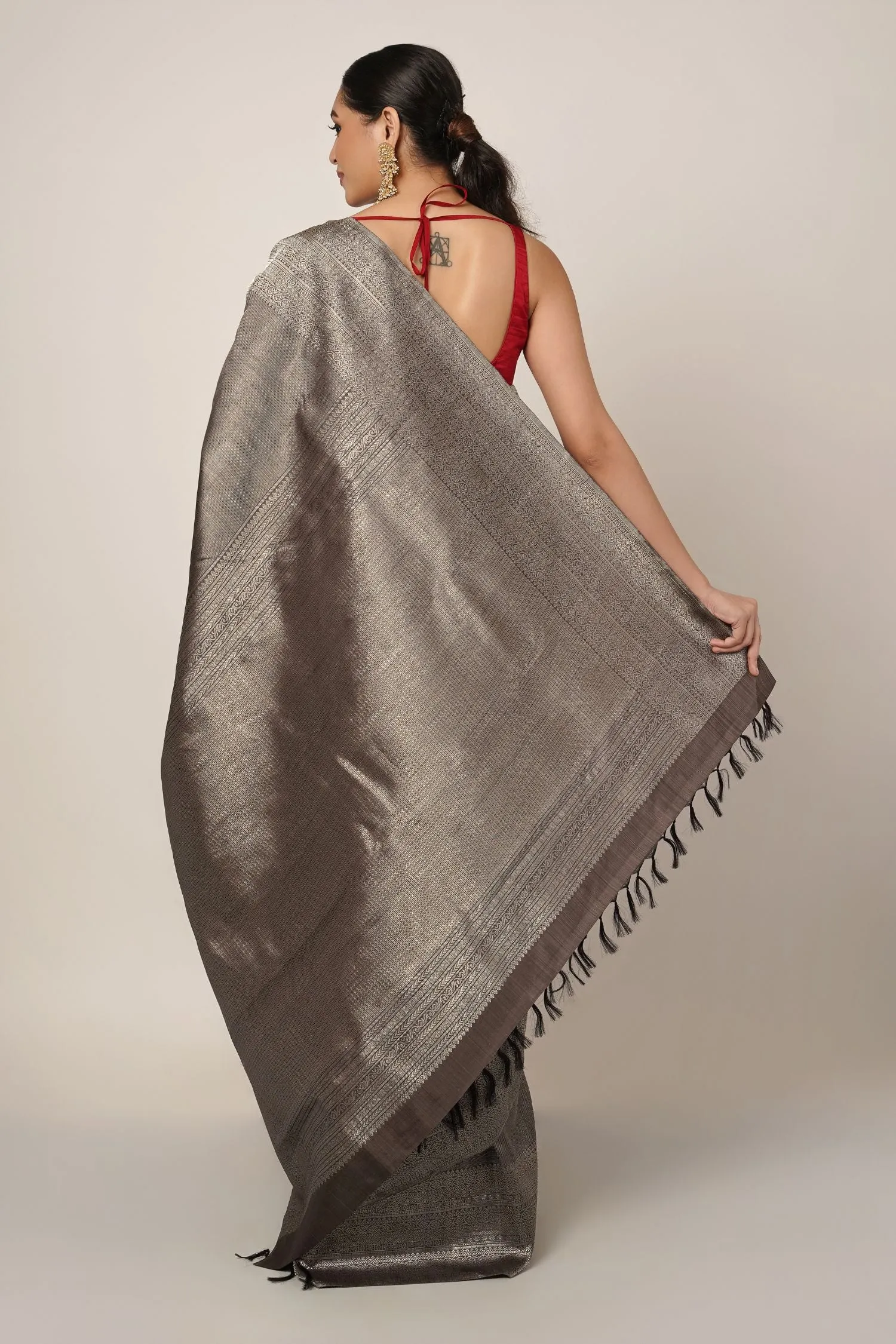The Dove Kanjiveram Saree