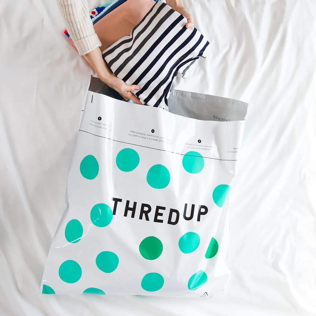 ThredUp Clean-Out Kit