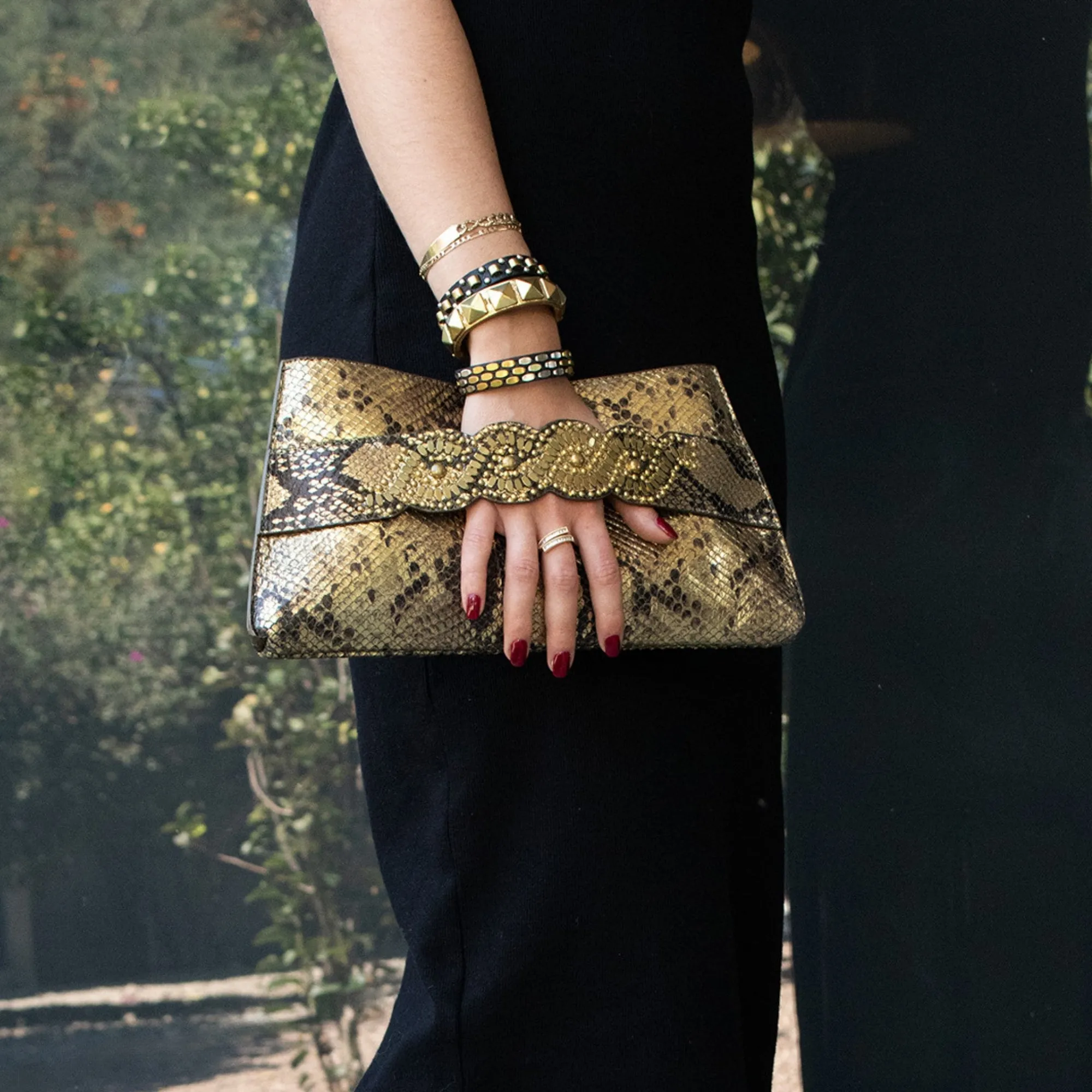 Topaz Sculpted Clutch