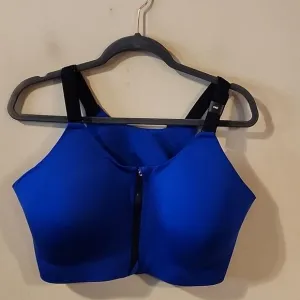 Torrid high impact sports bra 40C. NWT