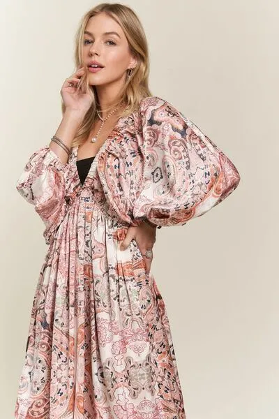 Totally Chic Babe Printed V-Neck Batwing Sleeve Dress