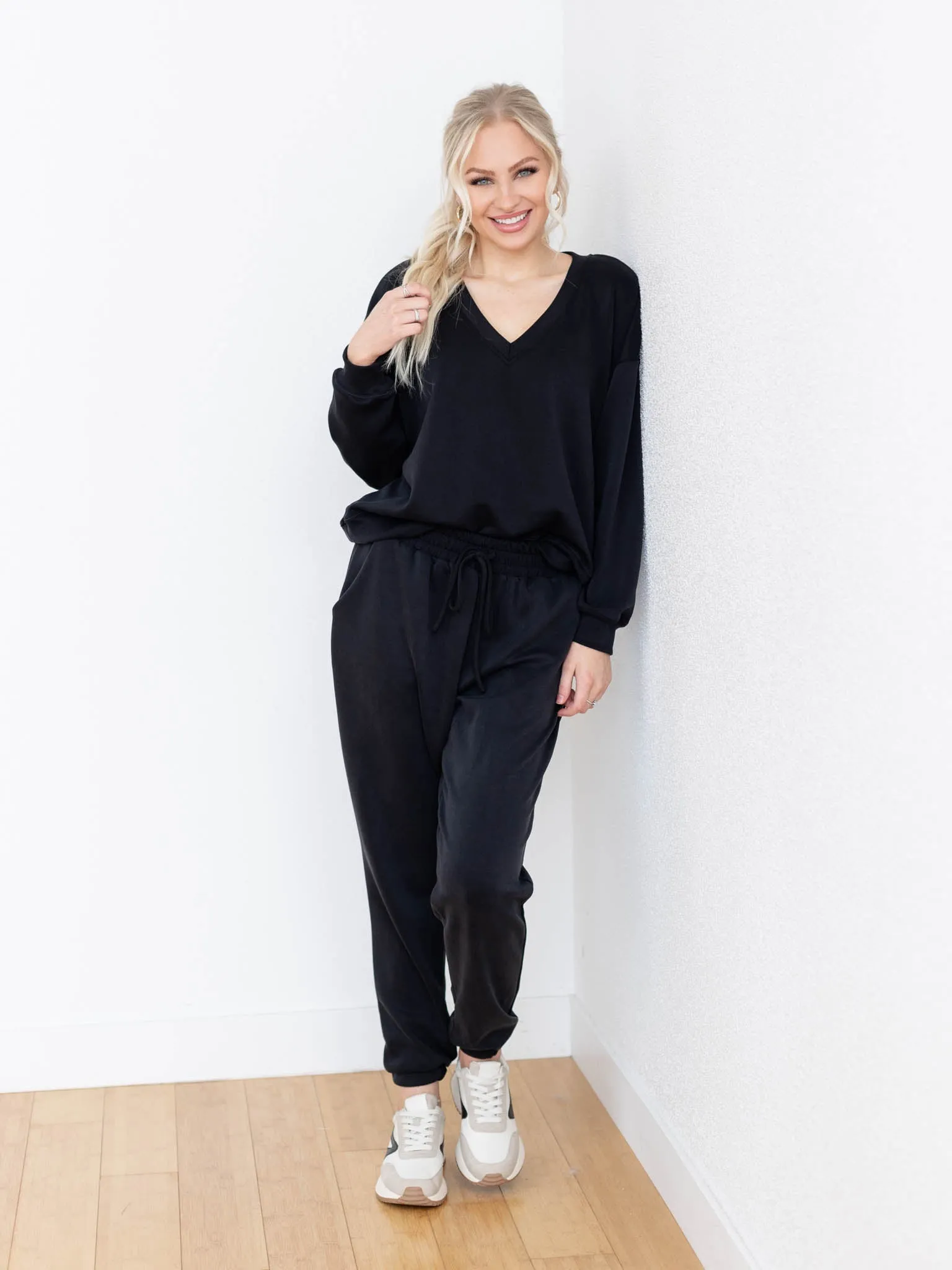 V-Neck Simple Sweatshirt