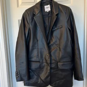Zara Black Faux Leather Blazer